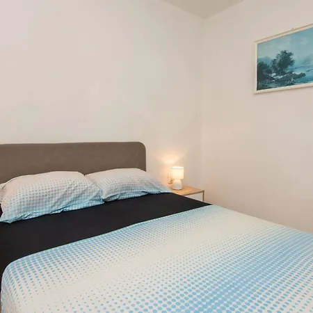 Cupic 1 By Interhome Apartament